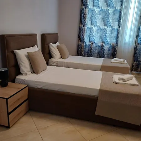 Villa Yucca Vlore Exterior photo