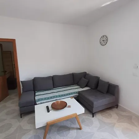 Villa Yucca Vlore Exterior photo